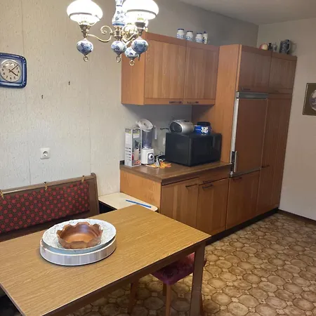 Lägenhet Wg In Efze, Monteurzimmer, 2 Erwachsene, 1 Doppelzimmer Nr 3