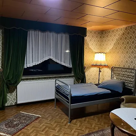 Wg In Efze, Monteurzimmer, 2 Erwachsene, 1 Doppelzimmer Nr 3 Homberg (Schwalm-Eder)